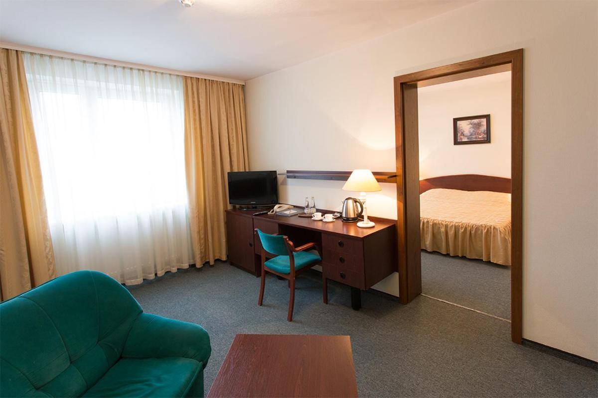 Hotel Ior Познань Екстер'єр фото