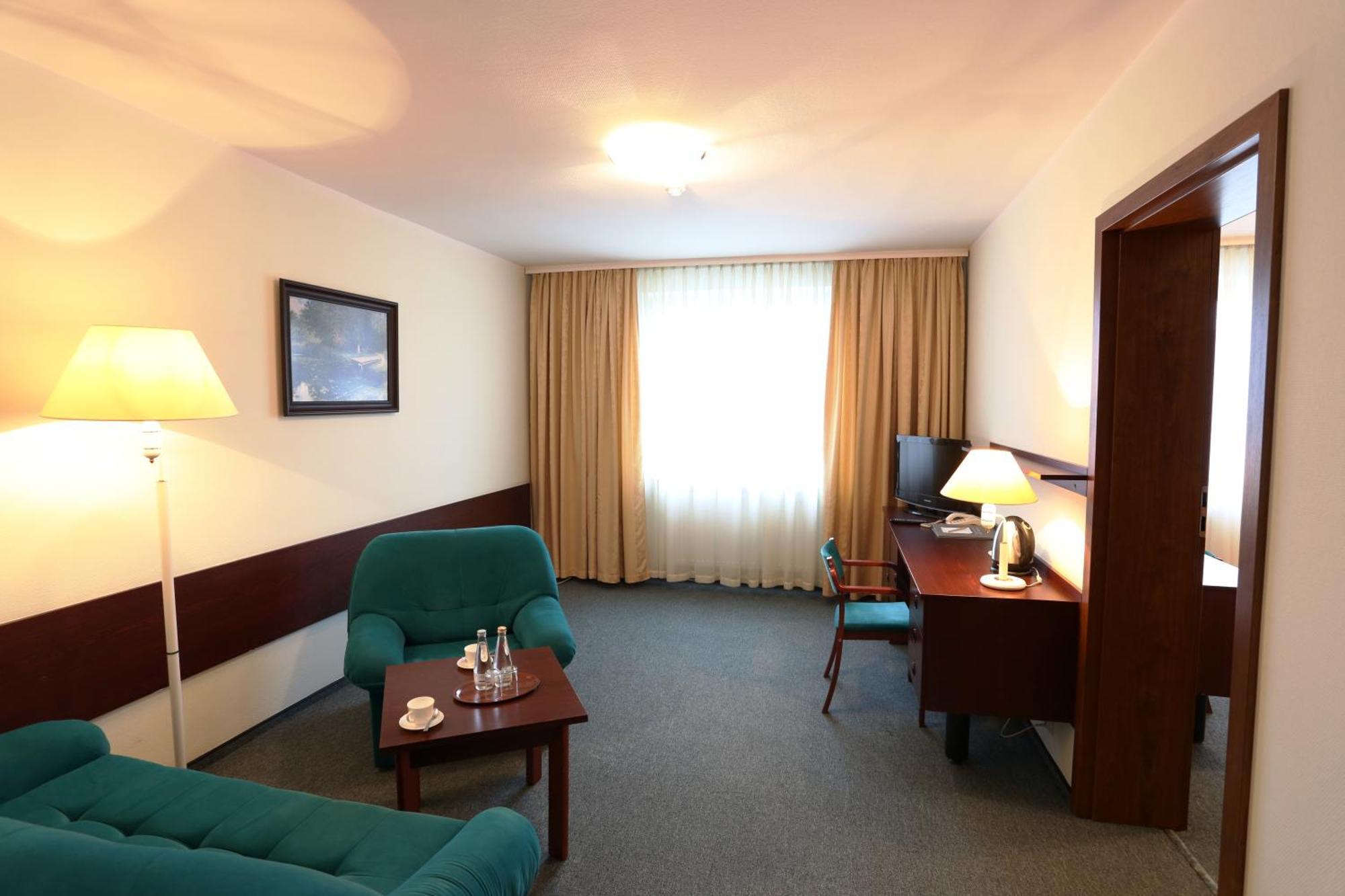 Hotel Ior Познань Номер фото